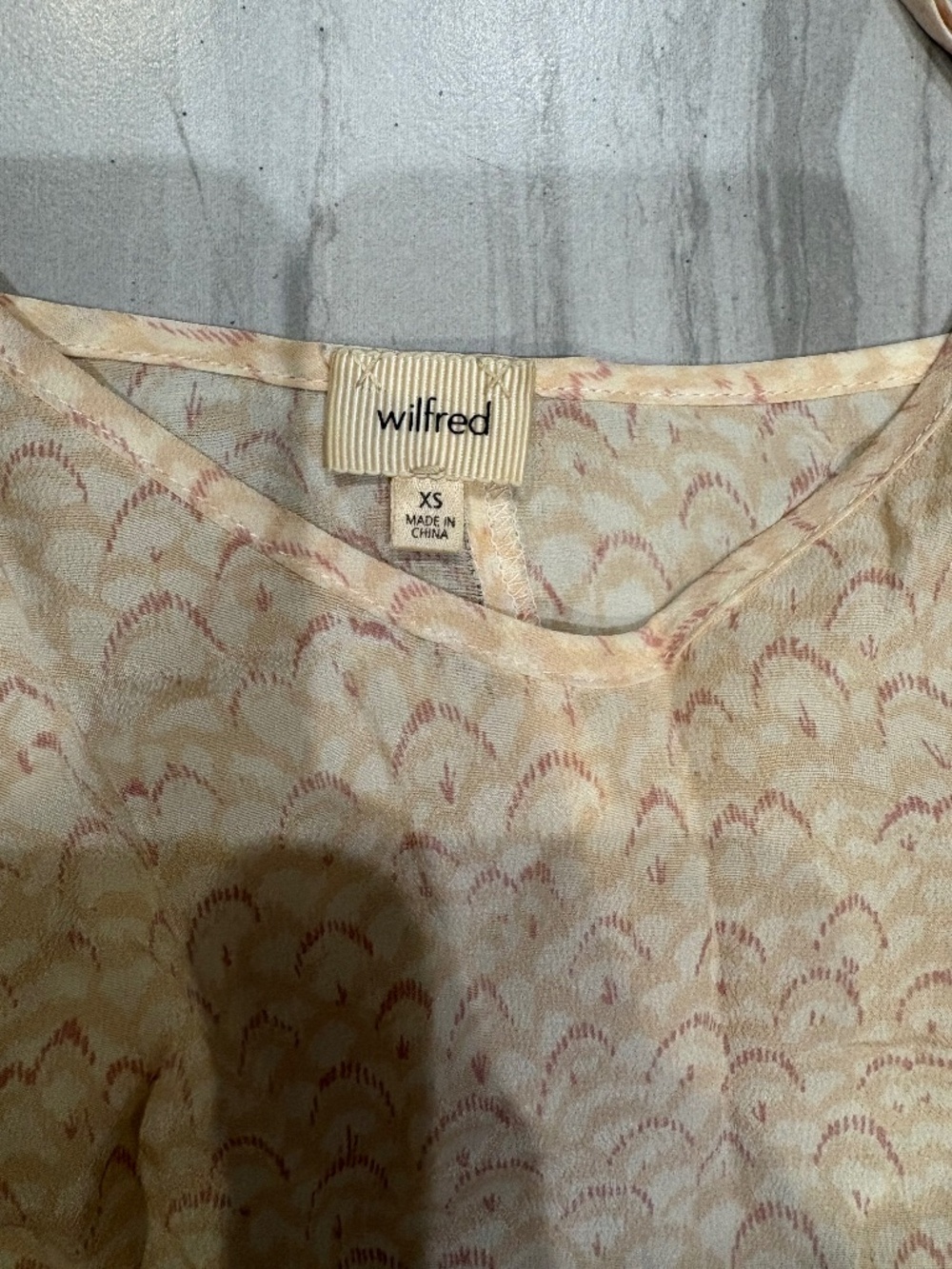 3 Wilfred silk camisoles size xs/s